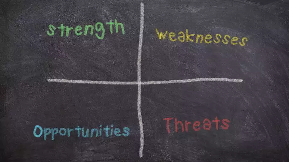 A chalkboard with "Affiliate Marketing Tips" written on it.